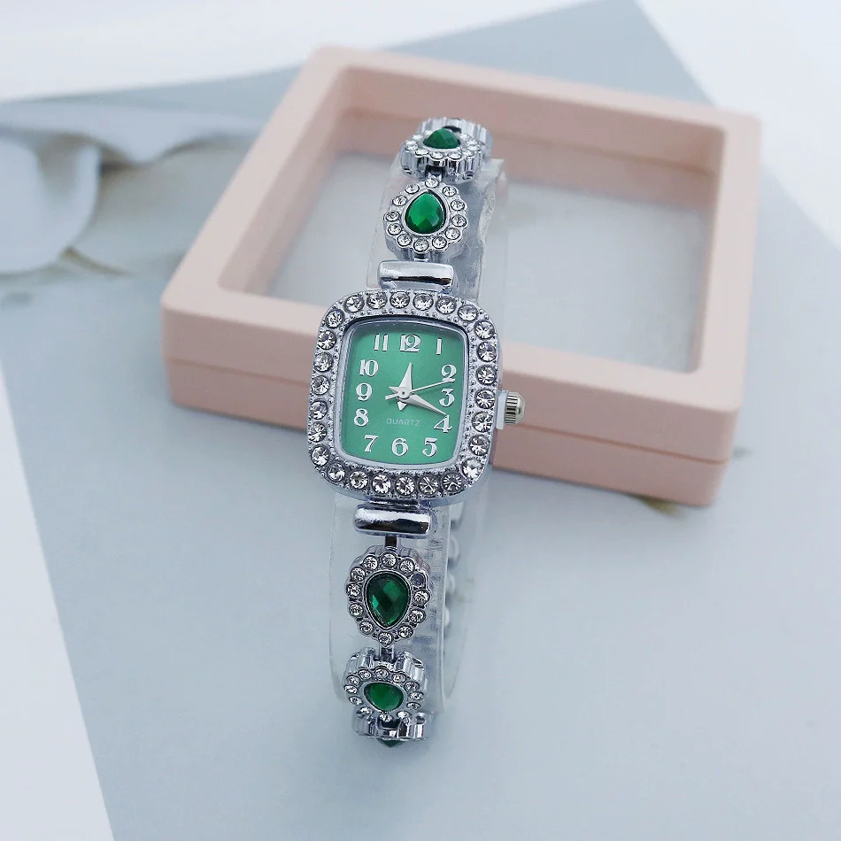 Fashion Women's Alloy Square Quartz Watch With Full Diamond Inlay - Image 2