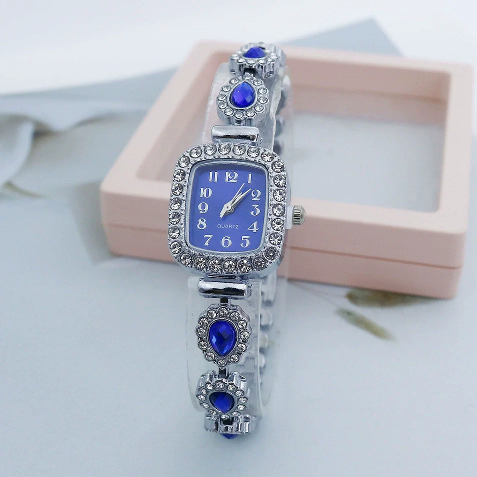 Fashion Women's Alloy Square Quartz Watch With Full Diamond Inlay - Image 7