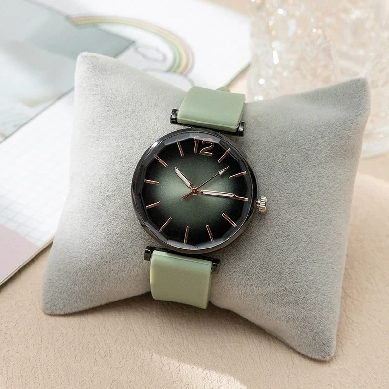 Fashion Women's Quartz Watch Alloy Case Imitation Leather Strap Stainless Steel Buckle Round Dial - Image 4
