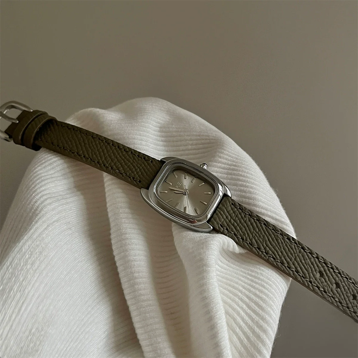 Fashionable Belt Alloy Female Medieval Style With Print Logo - Image 10