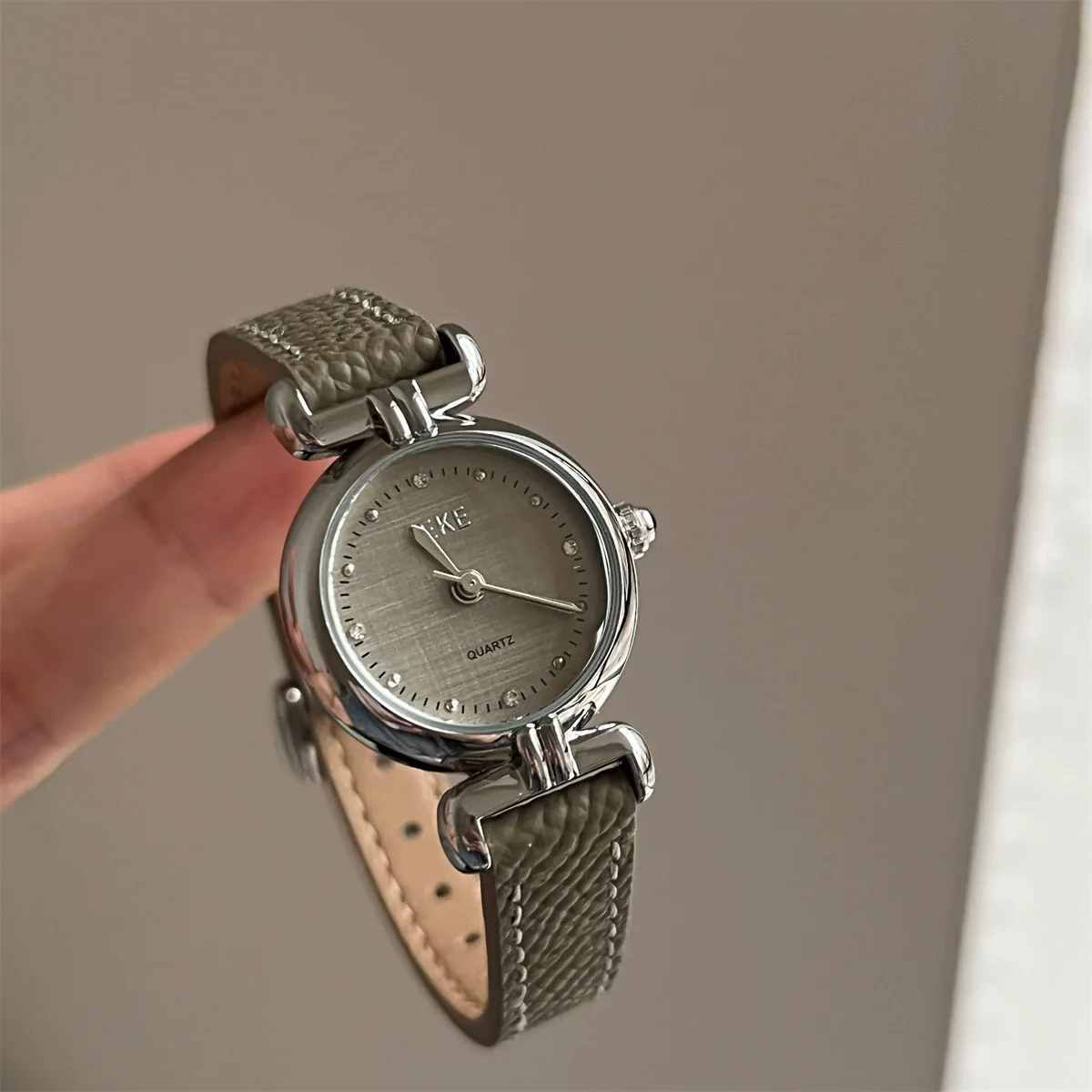 Fashionable Belt Alloy Female Medieval Style With Print Logo - Image 4