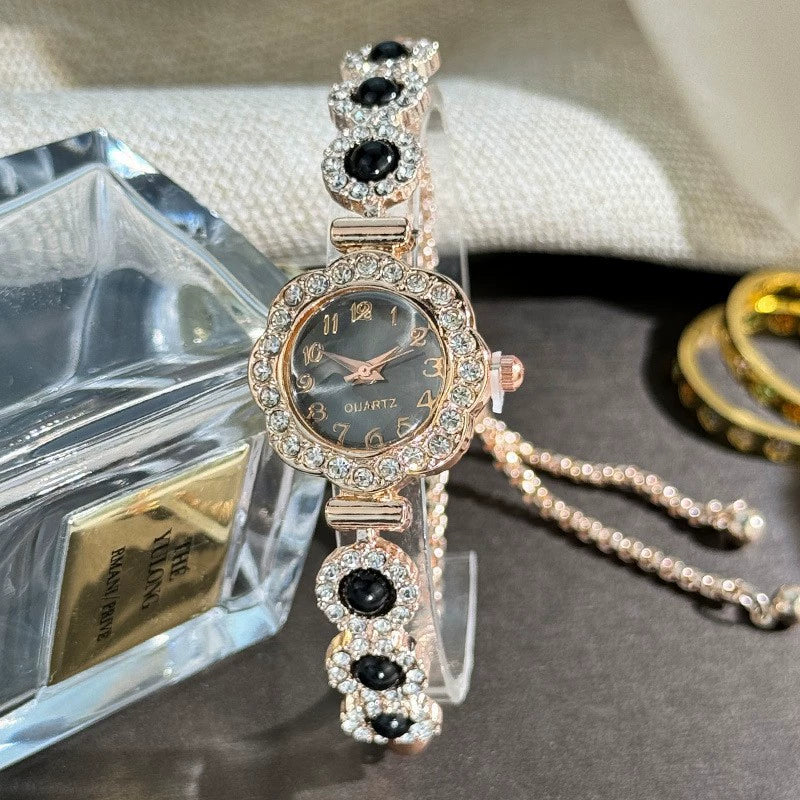 Fashionable Chalcedony Diamond Women's Alloy Watch With Round Dial And Pullout Bracelet - Image 3