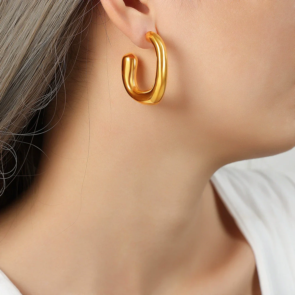Fashionable Unisex Geometric Titanium Steel Gold Plated Earrings