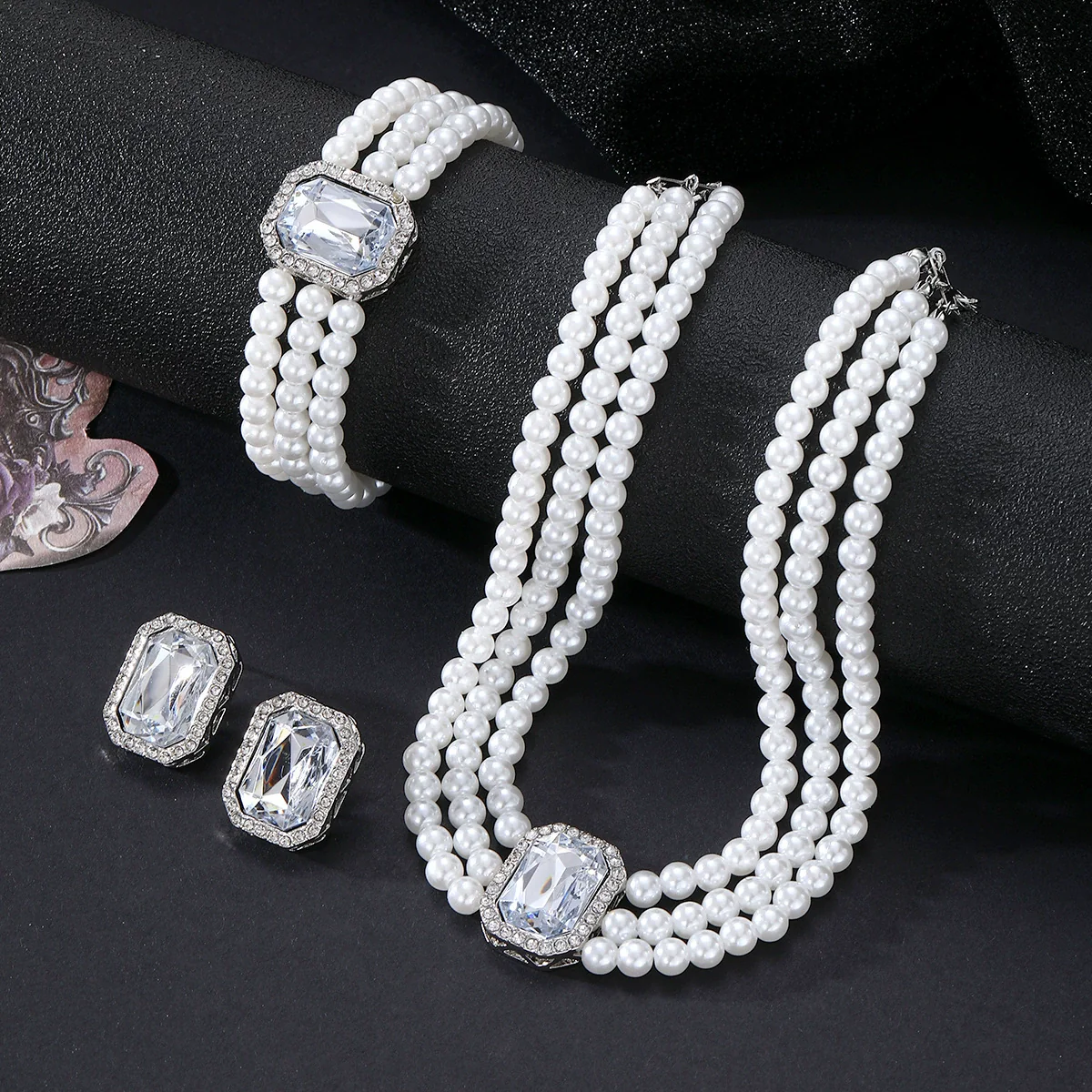 Faux Pearl Rhinestone Alloy Jewelry Set With Diamond Setting For Women French Retro Elegant Light Luxury Style - Image 6