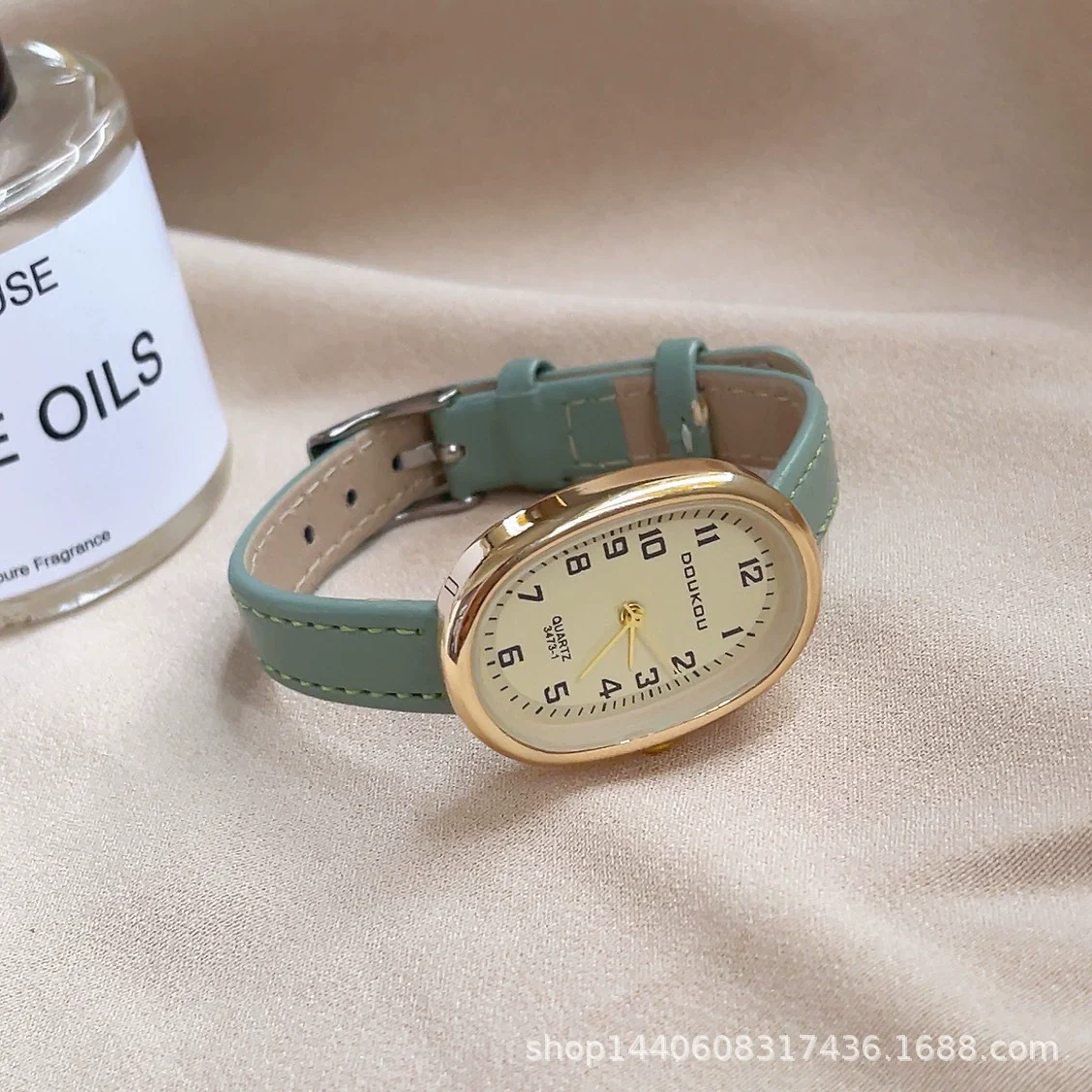 Female Student Digital Exam Watch Oval Dial Metal Case Ordinary Glass Mirror Fashion Style - Image 2