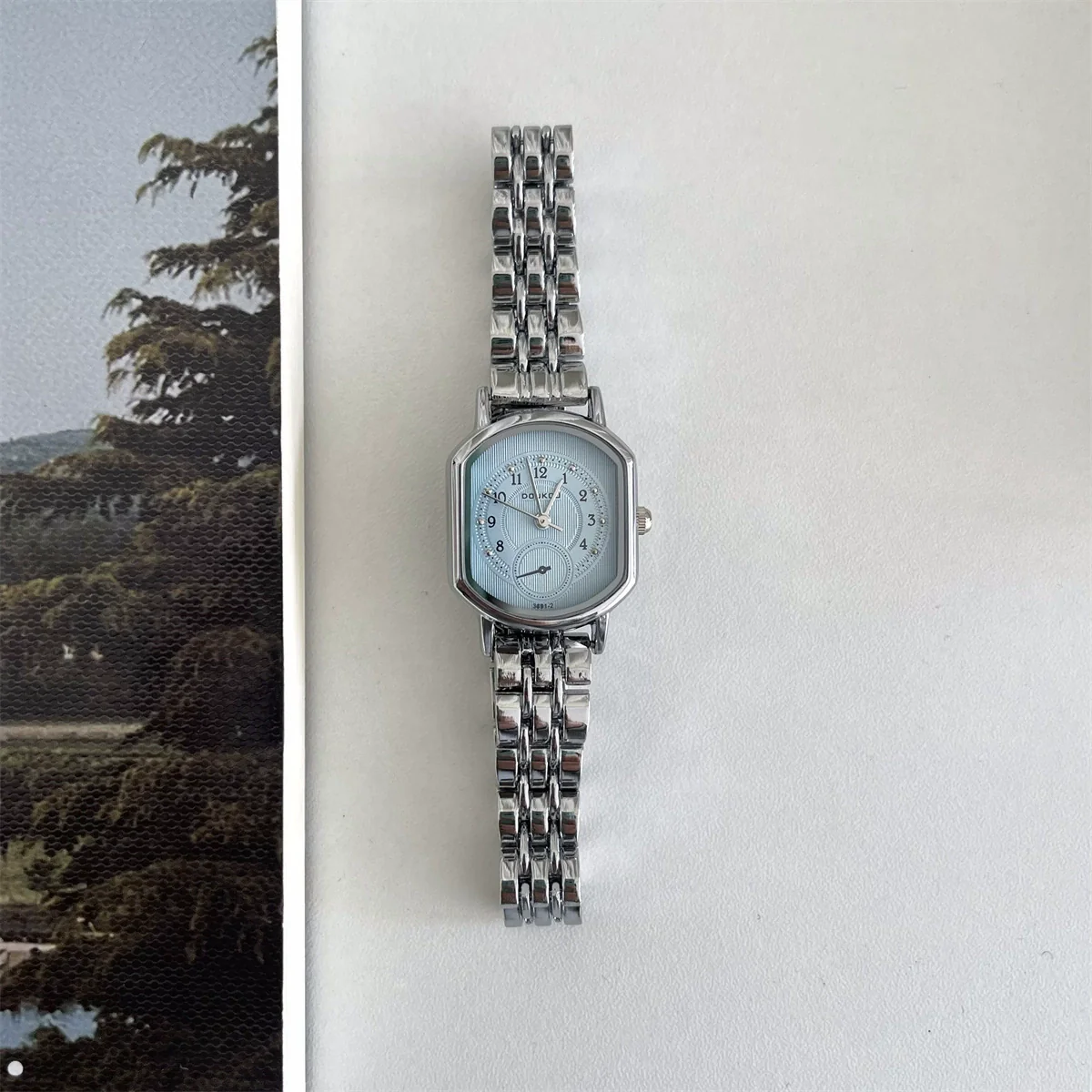 Female Student Fashion Light Luxury Square Dial Stainless Steel Band Alloy Case Quartz Watch