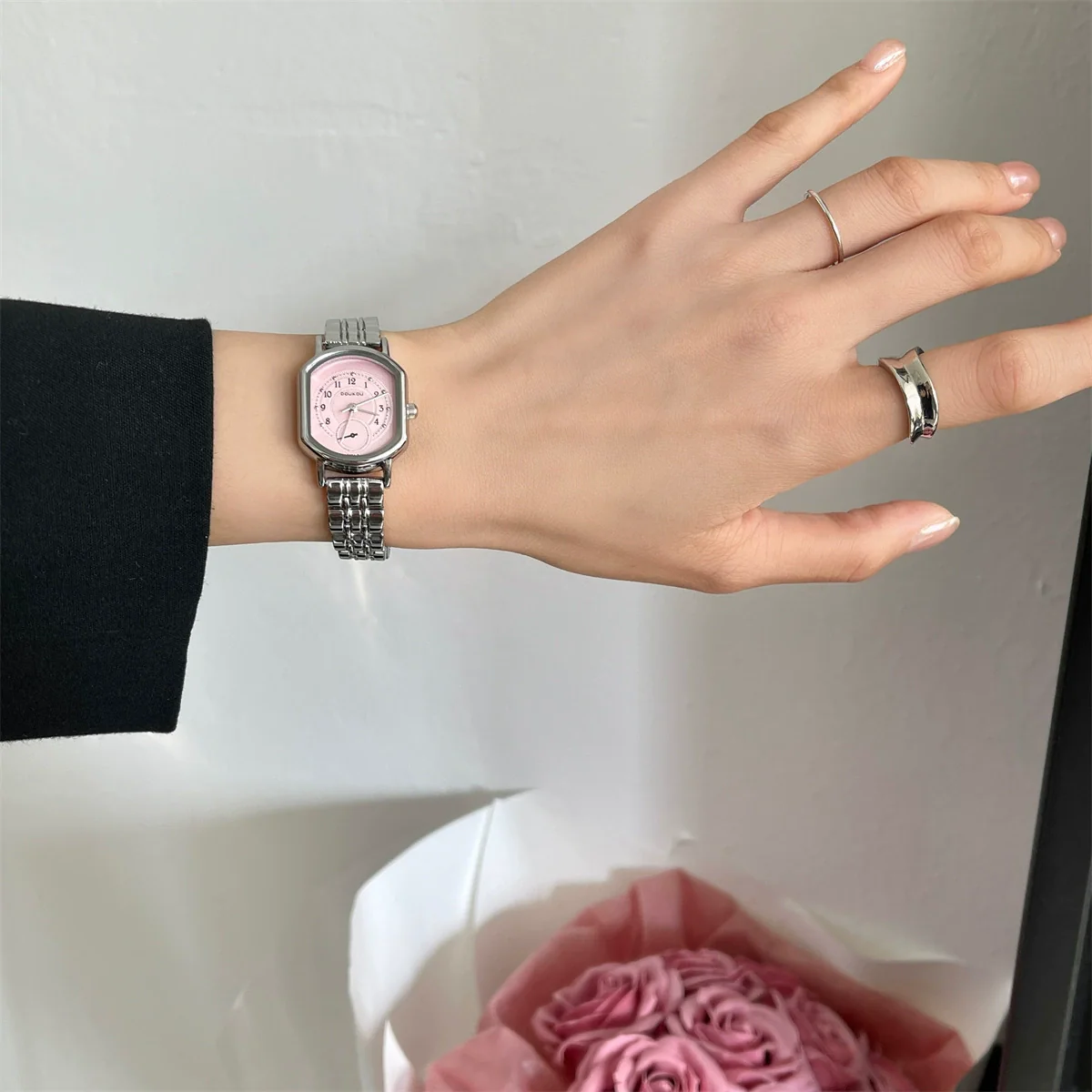 Female Student Fashion Light Luxury Square Dial Stainless Steel Band Alloy Case Quartz Watch - Image 5