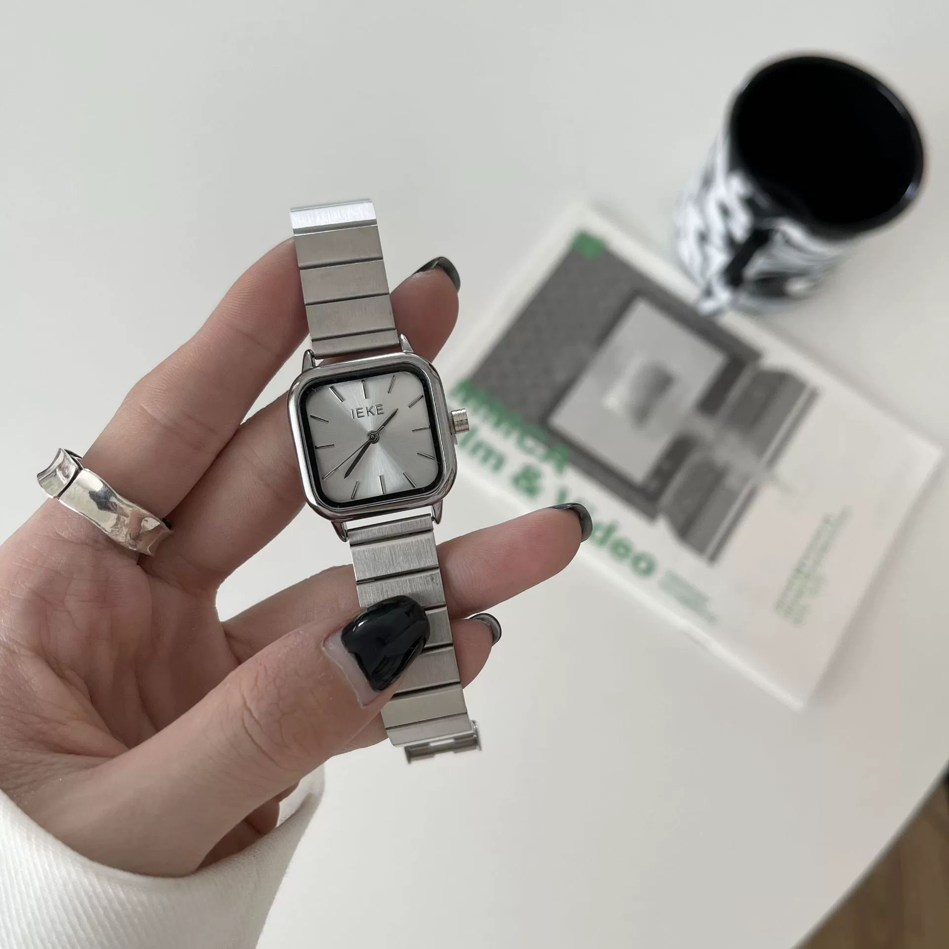 Female Student Fashion Square Alloy Case Steel Band Watch - Image 11
