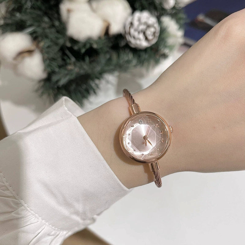 Female Student Leisure Style Alloy Case Ordinary Glass Mirror Bracelet Watch With Gradient Small Dial - Image 2