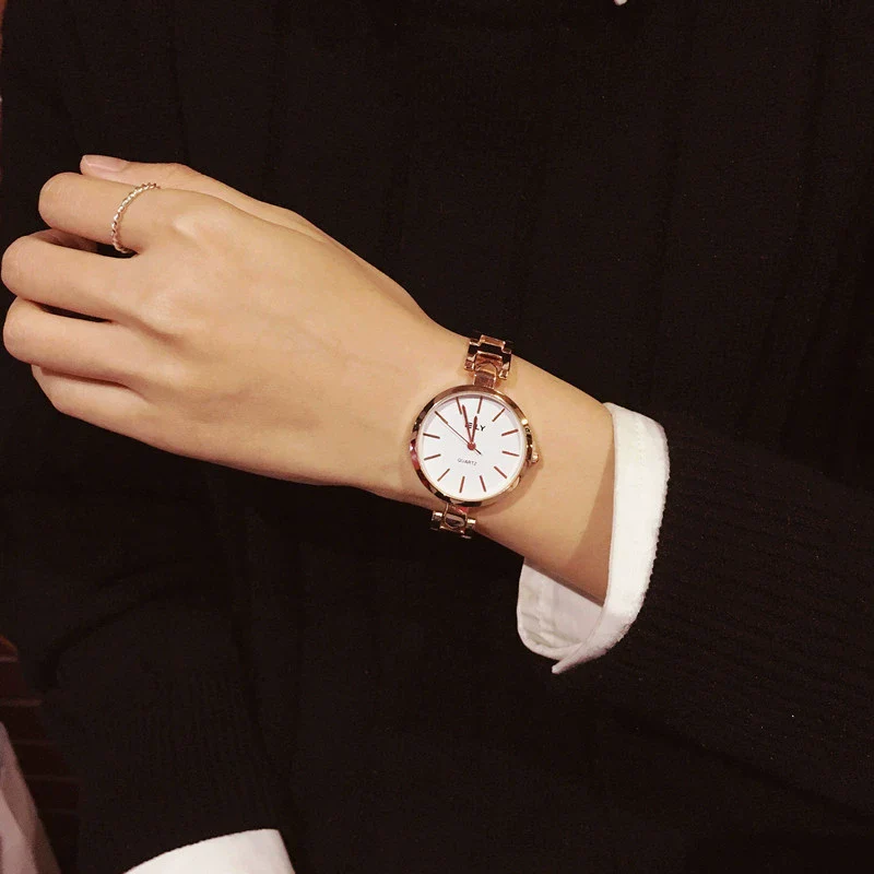 Female Student Retro Round Alloy Case Stainless Steel Band Quartz Watch - Image 4