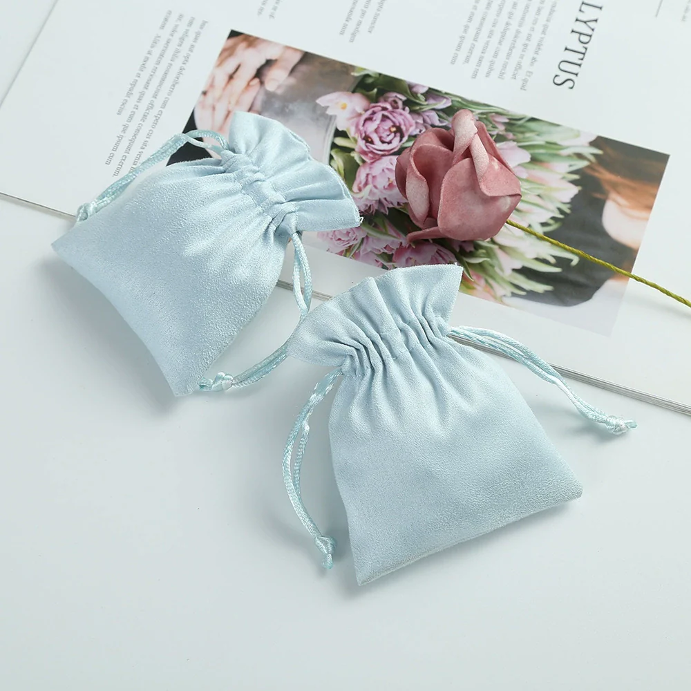 Flannel Jewelry And Mobile Phone Headset Packaging Bag With Thermal Transfer Process - Image 4