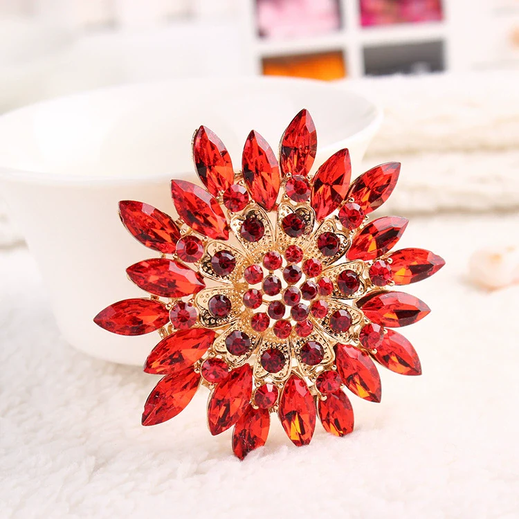 Flower Encrusted Alloy And Acrylic Brooch Electroplated Women's And Unisex Clothing Accessory - Image 10