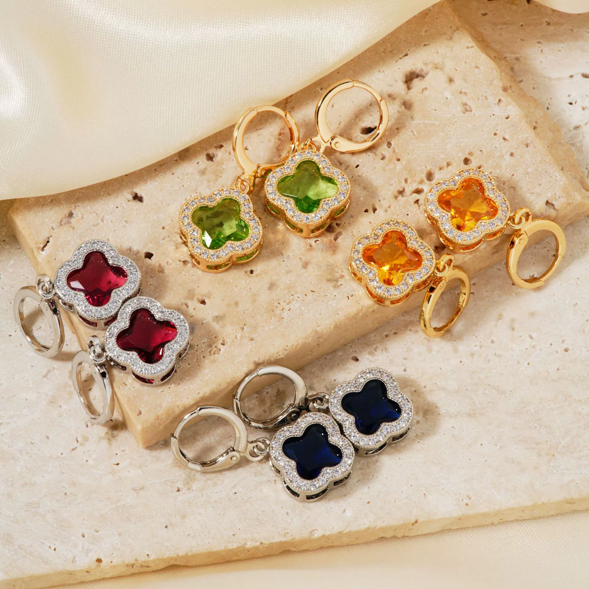 Fragrant Fourleaf Clover Earrings Copper Zircon Glass Geometric Fashion Electroplating - Image 4