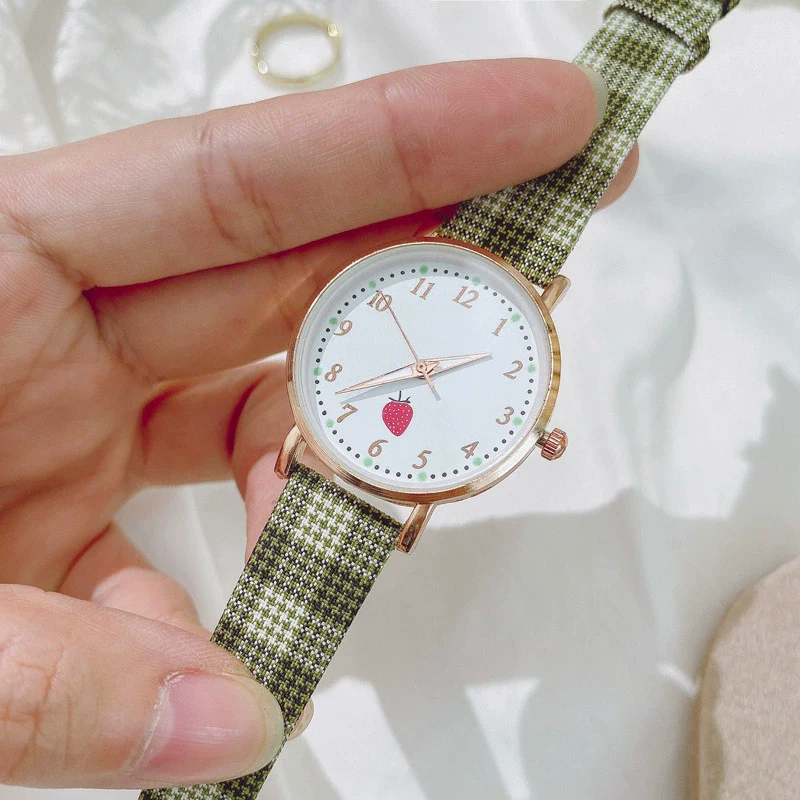 Girls Cute Fashion Quartz Watches Alloy Case Imitation Leather Strap Strawberry Pattern Round Dial - Image 2