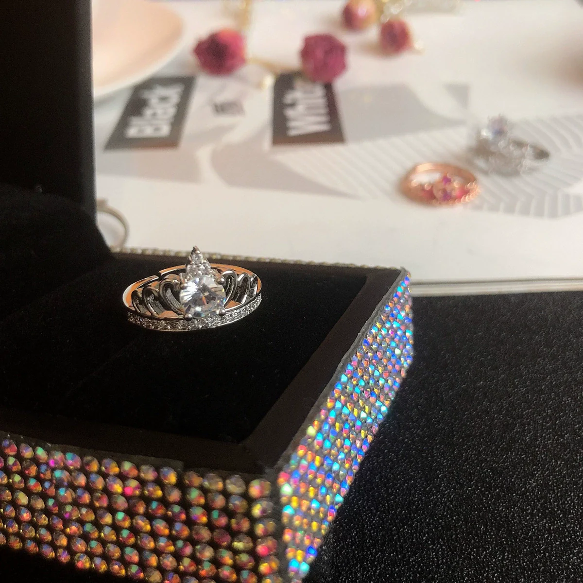 Girls' Heart Shaped Light Luxury Copper Ring With Zircon Inlay And Crown Pattern - Image 4