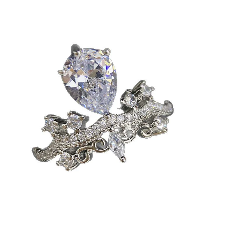 Girls' Heart Shaped Light Luxury Copper Ring With Zircon Inlay And Crown Pattern - Image 5