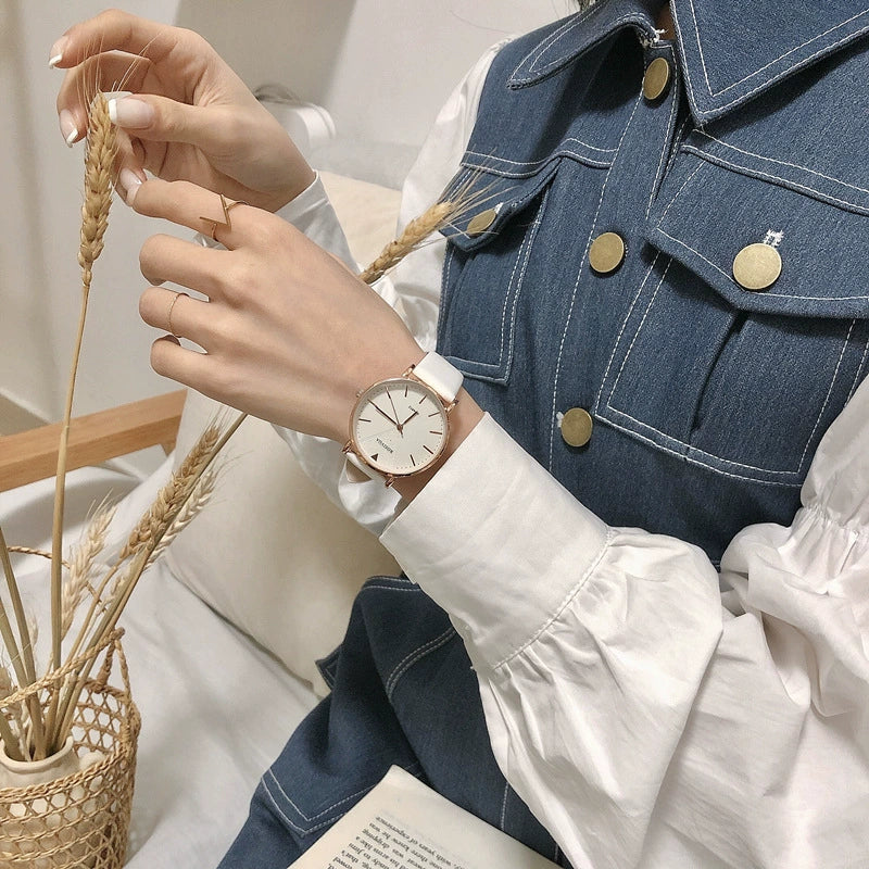 Girls Retro Artistic Quartz Watch Alloy Case Pu Strap Round Dial - Image 2