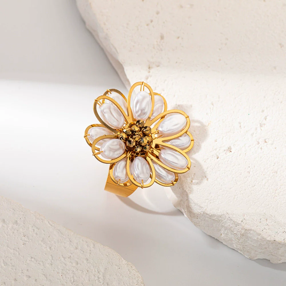 Girls Stainless Steel Flower Fashion Opening Ring With Electroplating