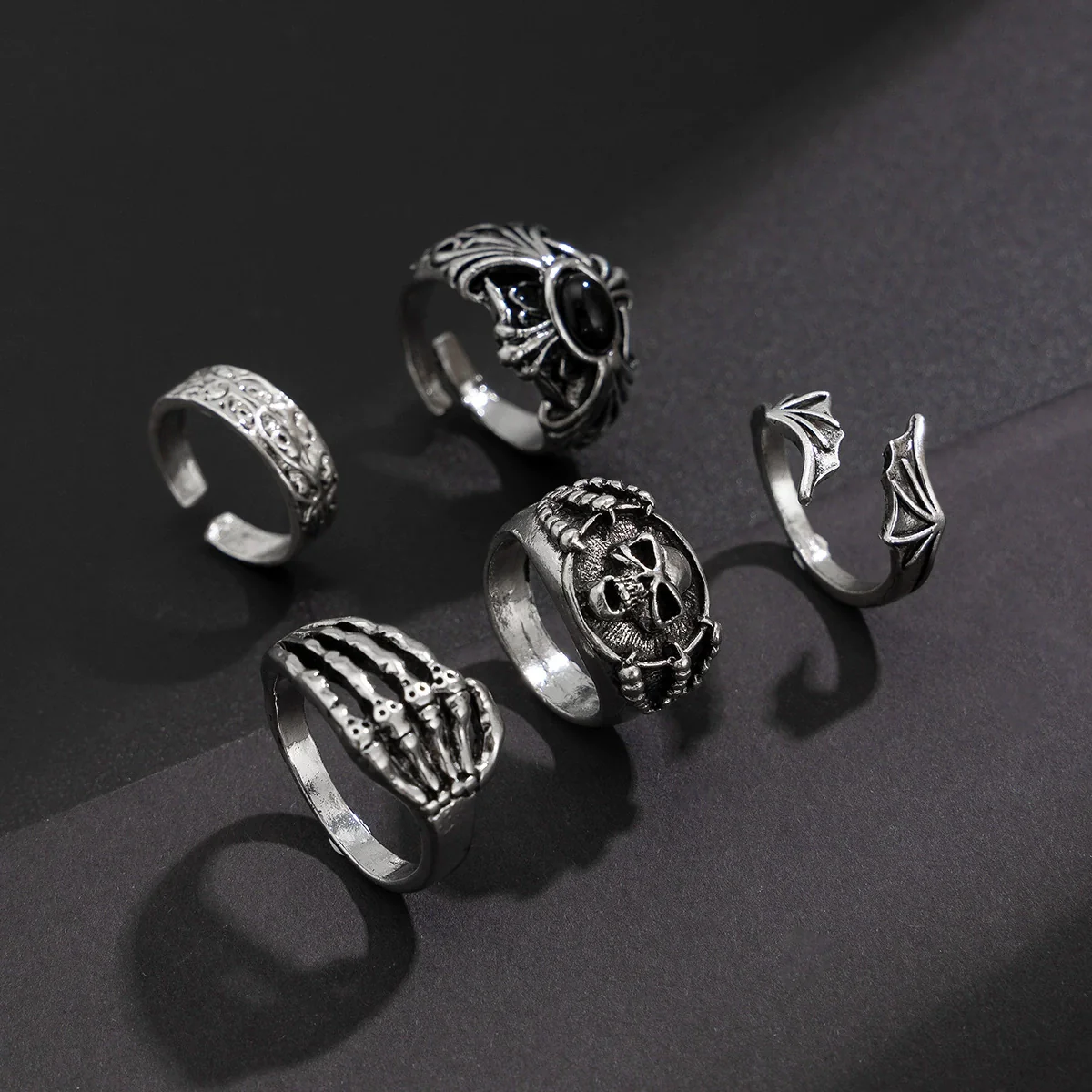 Gothic Style Skull Gemstone Alloy Ring And Bracelet Set For Men With Electroplating - Image 4