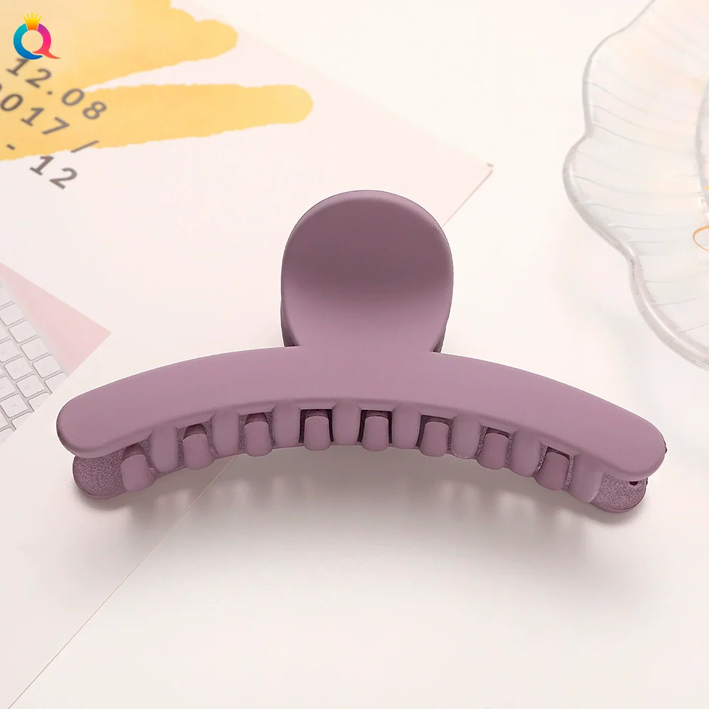 Hair Clip Plastic Resin Solid Color Handmade Women's Accessories - Image 10