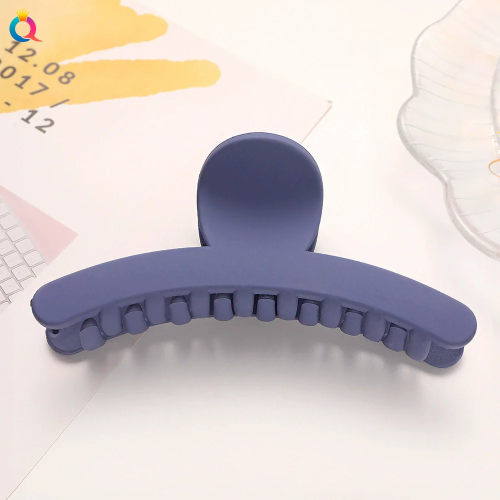 Hair Clip Plastic Resin Solid Color Handmade Women's Accessories - Image 11