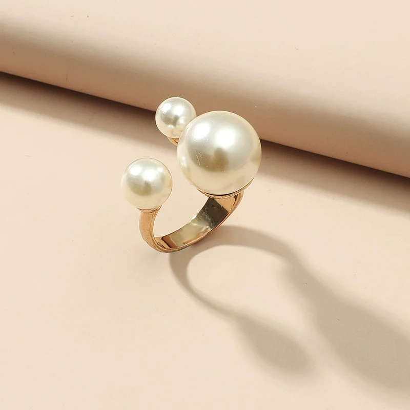 Hand Jewelry Creative Ring Pearl Joint Rhinestone Gold Plated Women's - Image 2