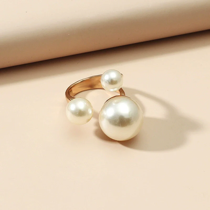 Hand Jewelry Creative Ring Pearl Joint Rhinestone Gold Plated Women's - Image 3