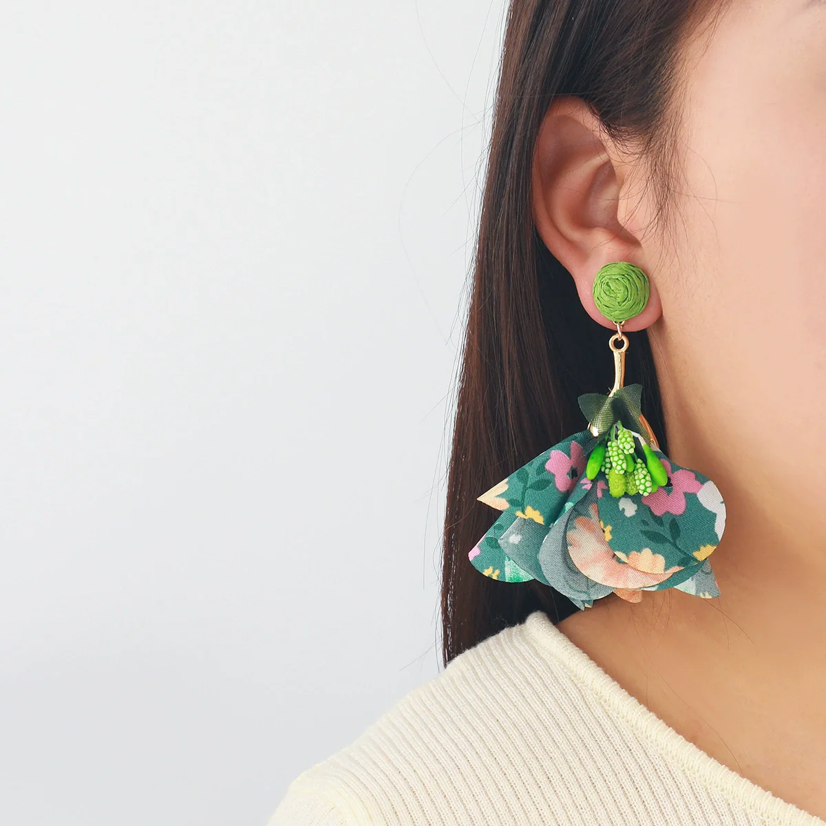 Handmade Fabric Flower Fashion Exaggerated Earrings For Women - Image 4