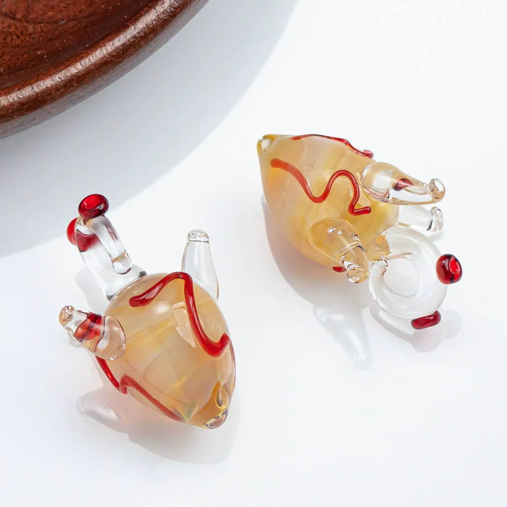 Handmade Glass Heart Pendant Necklace With Dripping Oil Design Imported Materials Light Luxury Niche Jewelry Accessories - Image 6