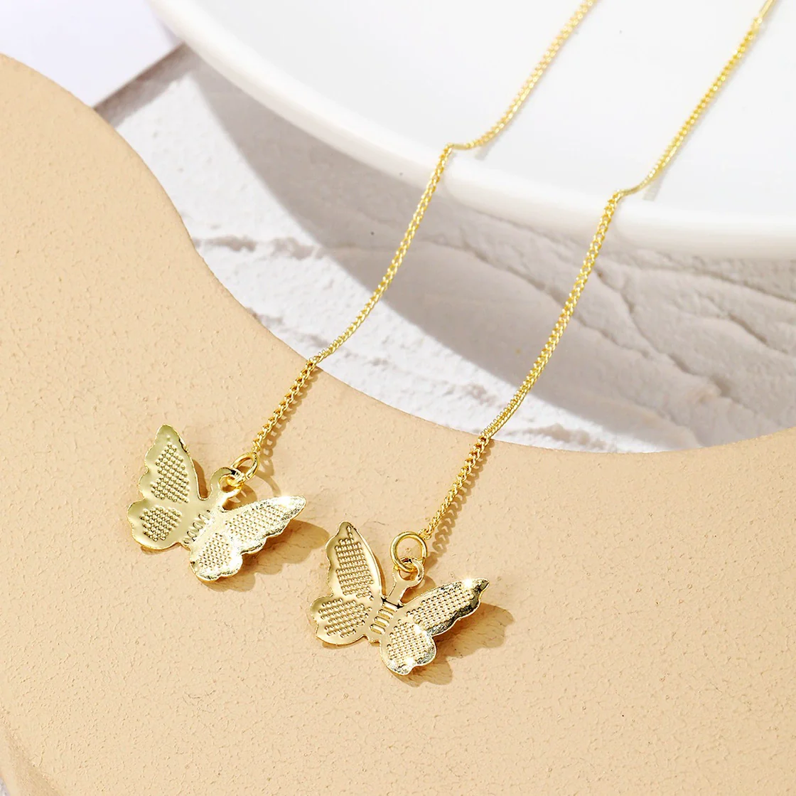 Highend Alloy Geometric Earrings For Women With Long Tassel And Butterfly Love Bird Design - Image 3