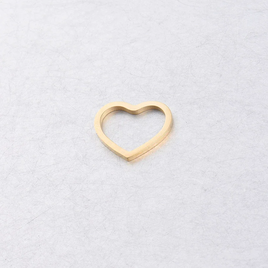 Jewelry Accessories Stainless Steel Hollow Heart Pendant And Ring With Smooth Pattern And Fine Polishing - Image 6