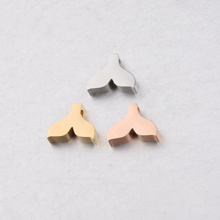 Jewelry Accessories Titanium Steel Fish Tail Bead Pendant With Mirror Finish Polishing