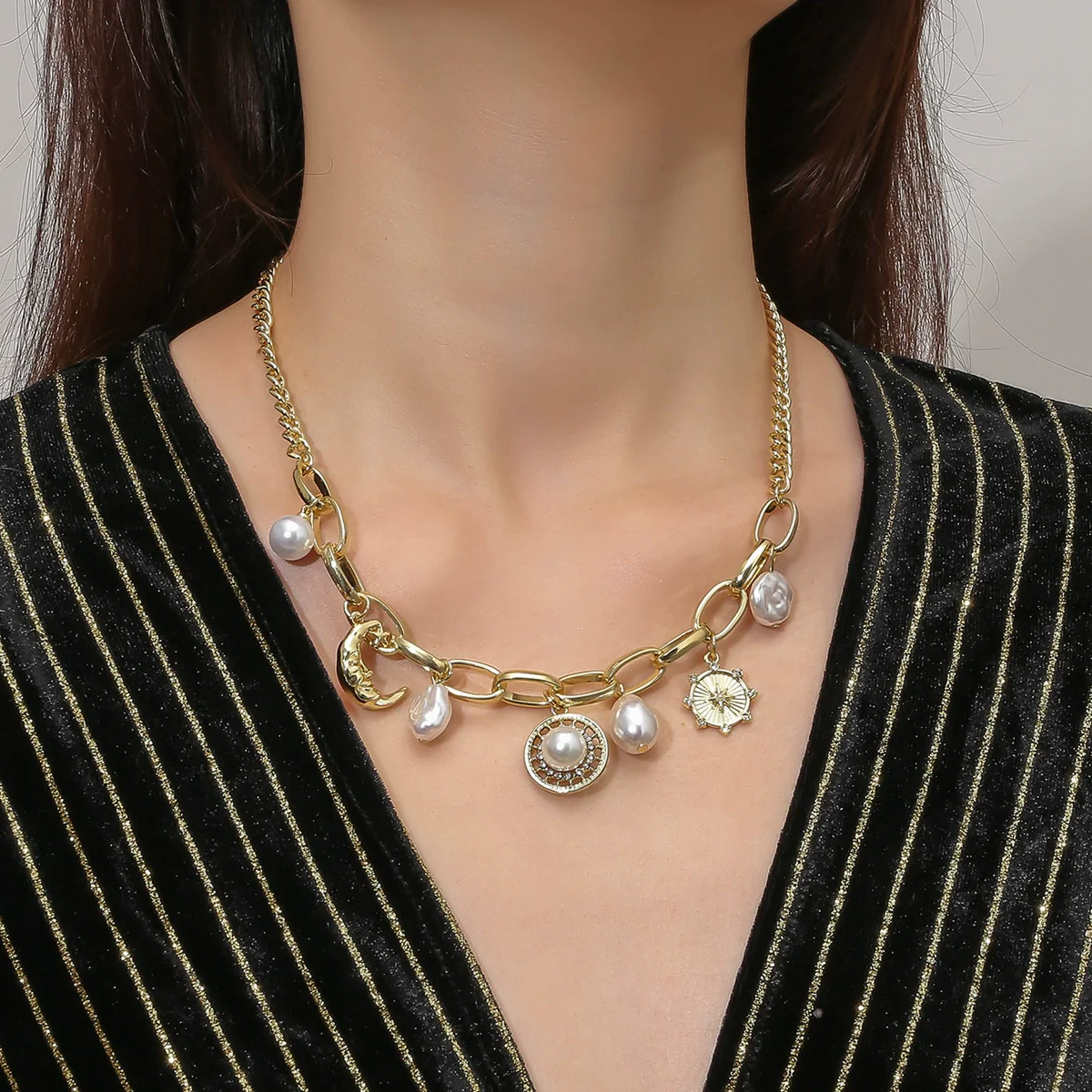 Jewelry Alloy Devil's Eye Pendant Multilayer Necklace With Geometric Wave Pattern And Electroplating Treatment For Women - Image 2