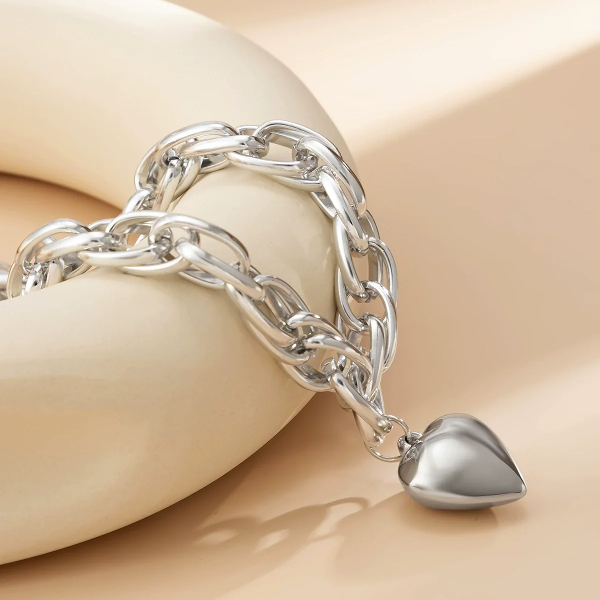 Jewelry Alloy Heart Shaped Pendant Cross Chain Necklace With Geometric Pattern And Electroplating Treatment For Women - Image 4