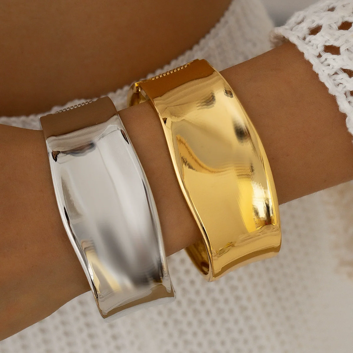 Jewelry Alloy Highend Irregular Bracelet Electroplating - Image 2