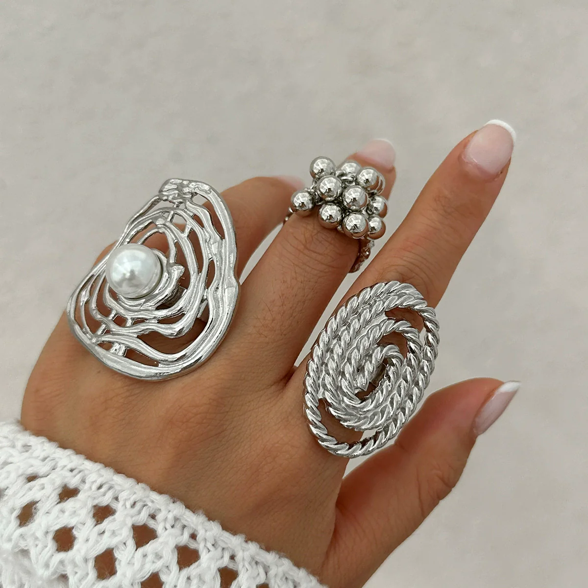 Jewelry Alloy Imitation Pearl Geometric Corrugated Irregular Oval Winding Ring Electroplated For Women