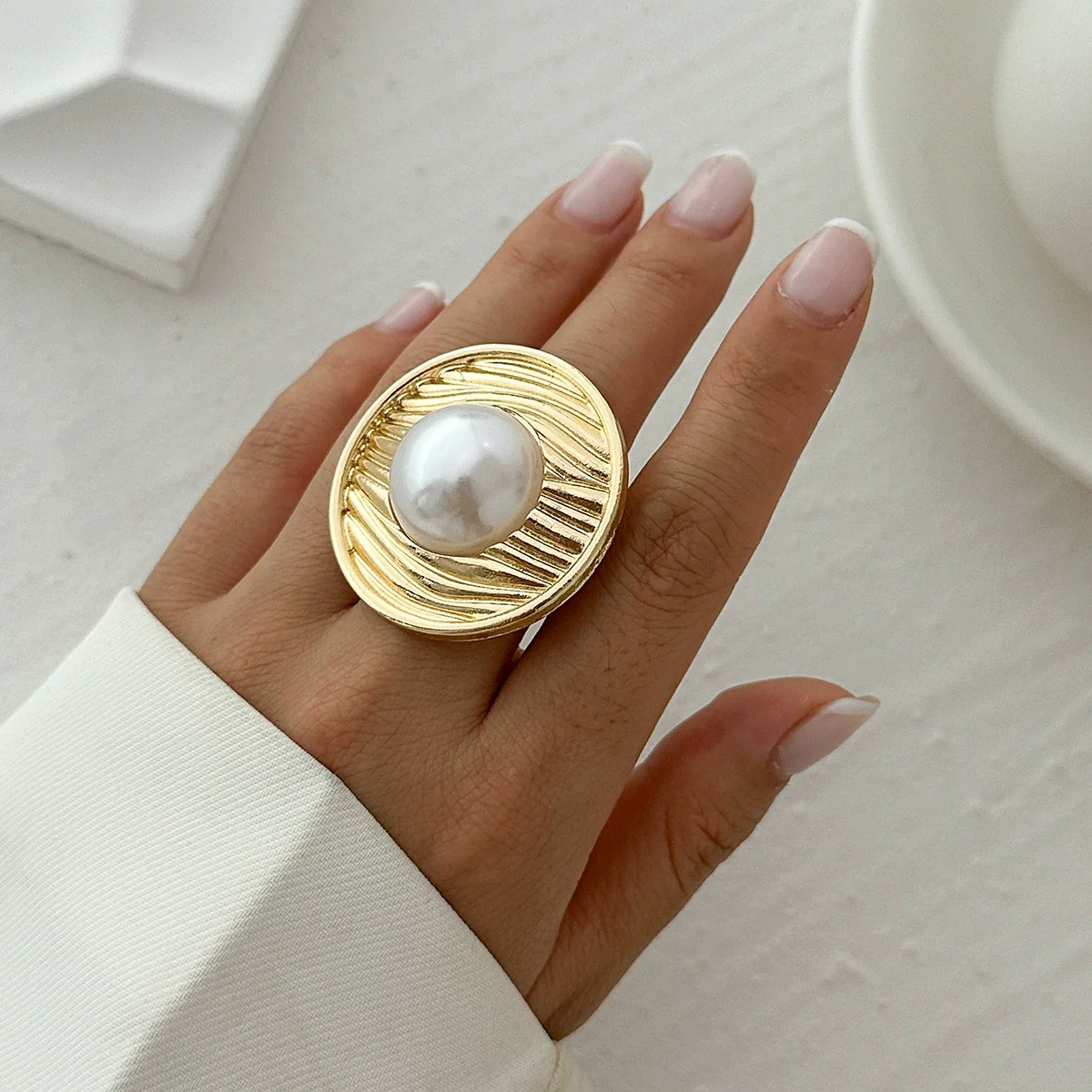 Jewelry Alloy Imitation Pearl Geometric Corrugated Irregular Oval Winding Ring Electroplated For Women - Image 10