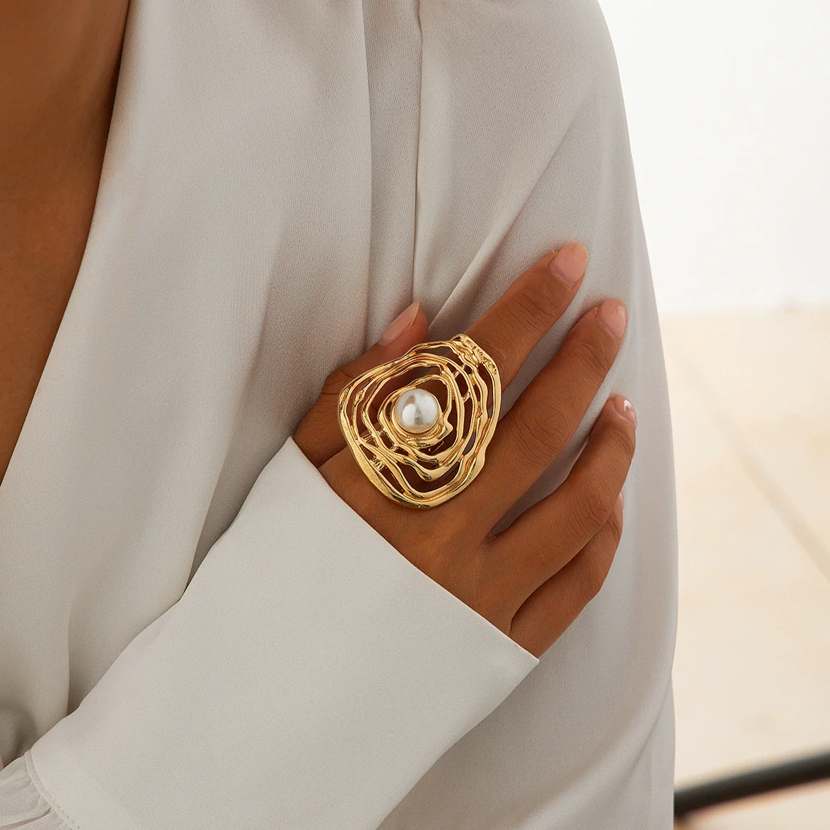 Jewelry Alloy Imitation Pearl Geometric Corrugated Irregular Oval Winding Ring Electroplated For Women - Image 8