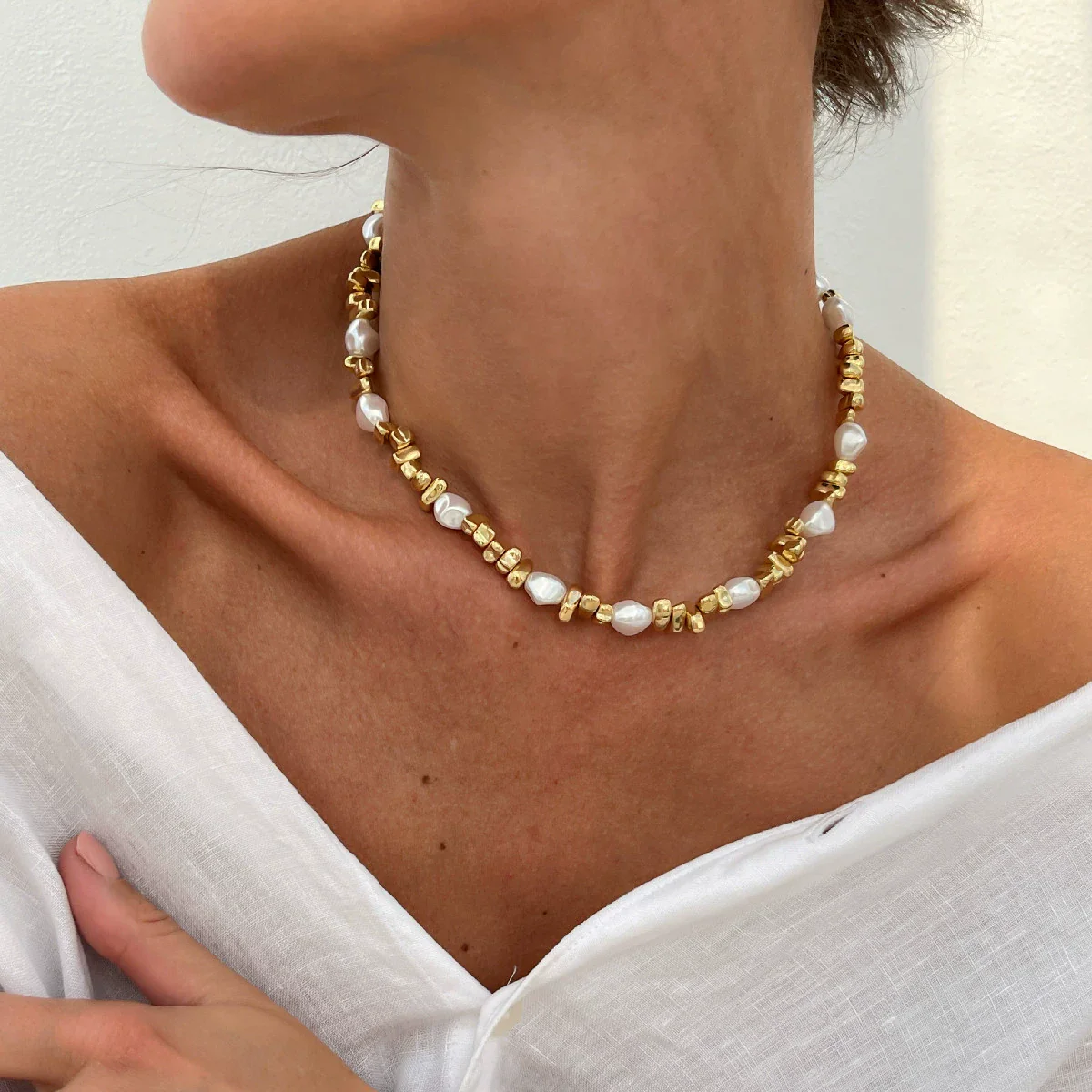 Jewelry Alloy Imitation Pearl Geometric Shaped Copper Clad Iron Chain Electroplated Necklace For Women - Image 6