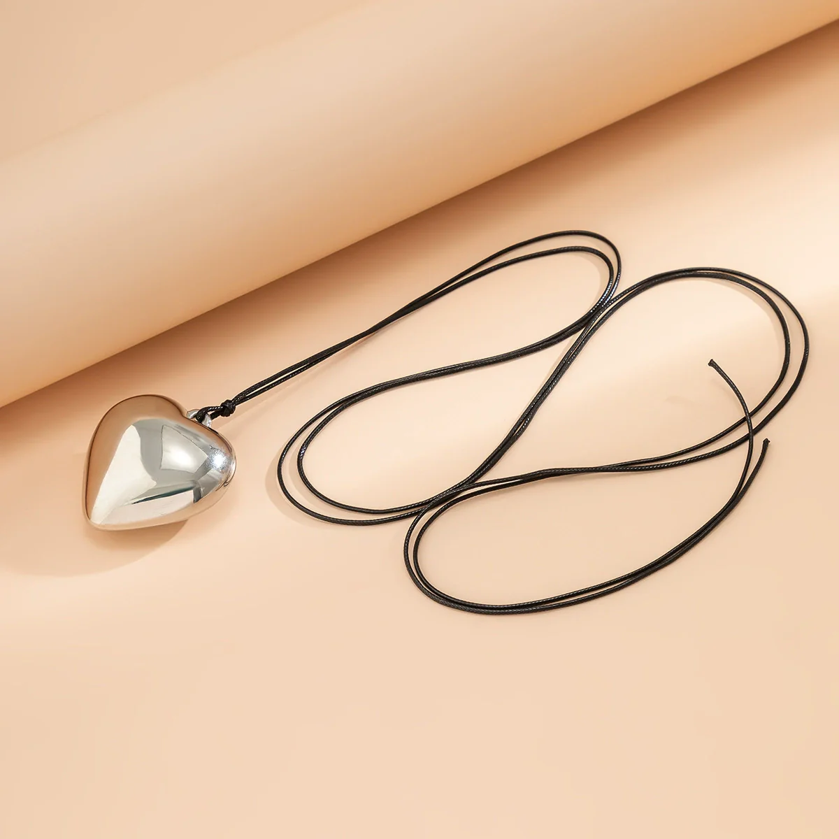 Jewelry Alloy Leather Wax Thread Flannel Handmade Heart Pendant Choker Necklace - Image 7