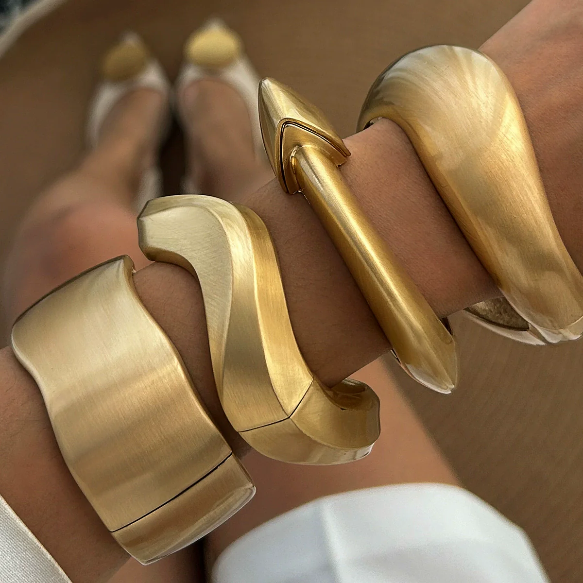 Jewelry Alloy Light Luxury Irregular Bracelet Electroplated