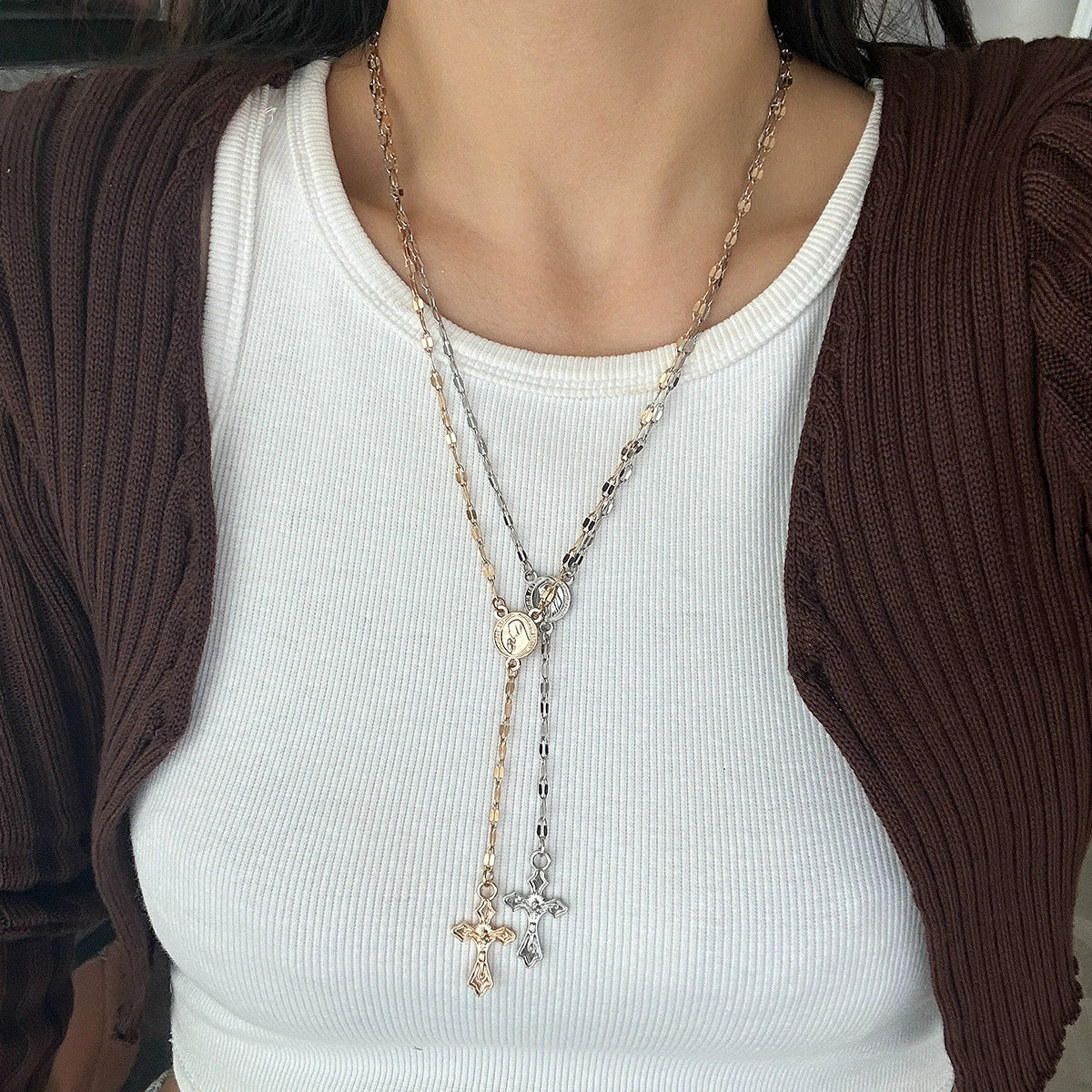 Jewelry Alloy Pendant Necklace With Geometric Pattern Copper Chain Electroplated For Women