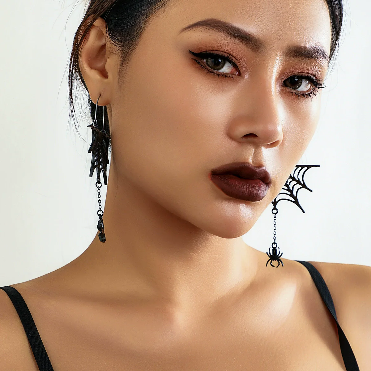 Jewelry Alloy Spider Animal Zodiac Hollow Electroplated Tassel Earrings For Women Dark Style - Image 6