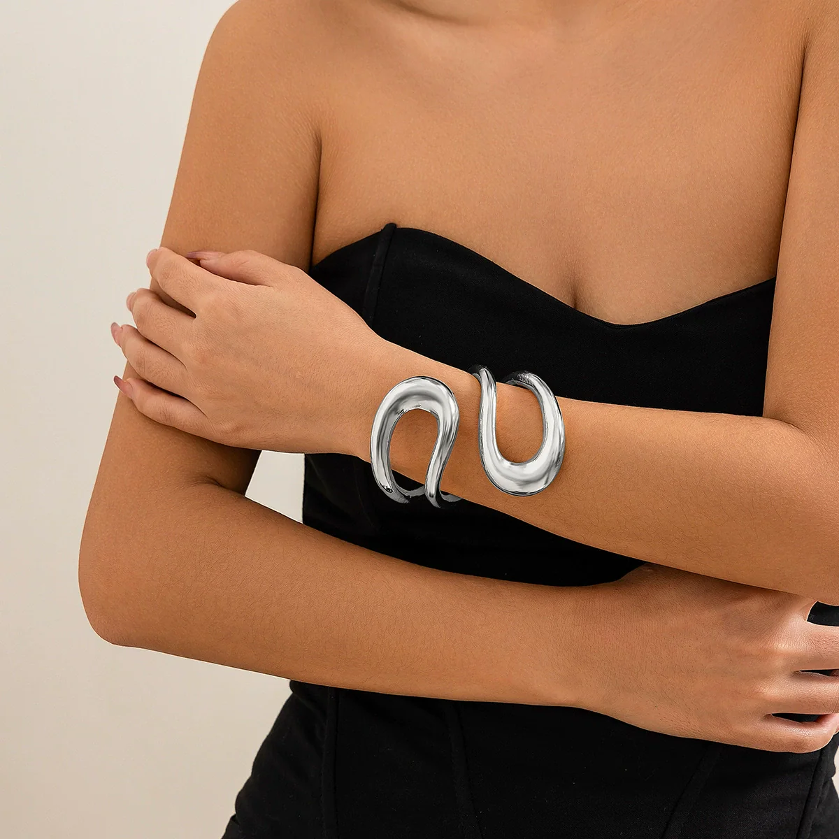 Jewelry Alloy Ushaped Twisted Double Collar Choker Bracelet Electroplated For Women - Image 12