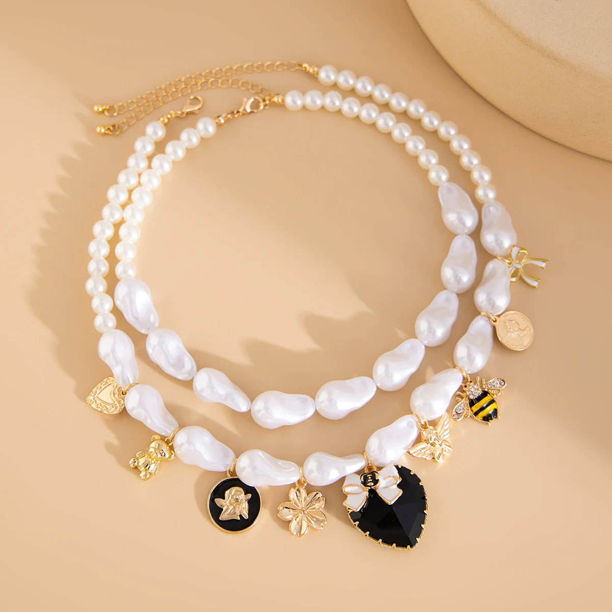 Jewelry Baroque Imitation Pearl Alloy Beaded Necklace With Heart Shape Pendant And Electroplating Design - Image 4