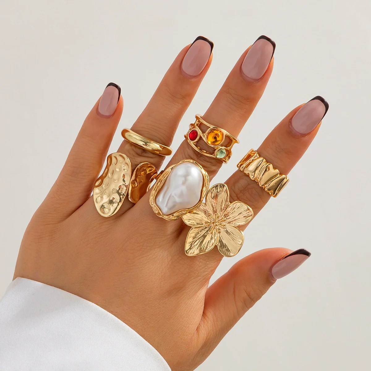 Jewelry Baroque Style Zinc Alloy Flower Ring For Women - Image 3
