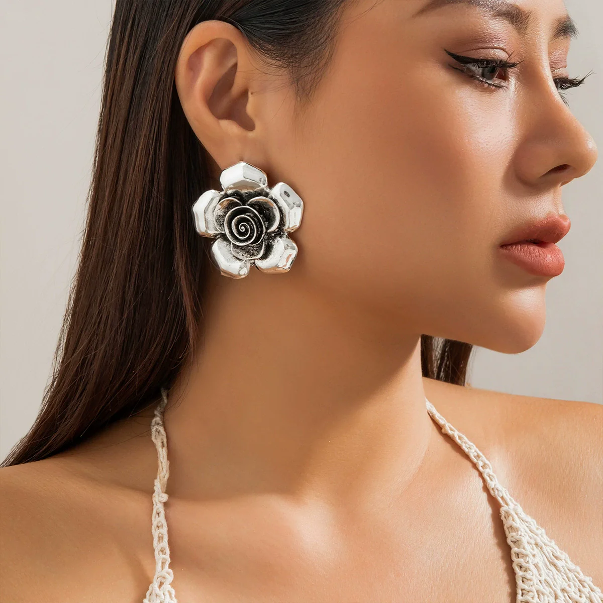 Jewelry Cloth Alloy Flower Vintage Elegant Female Clavicle Necklace - Image 3
