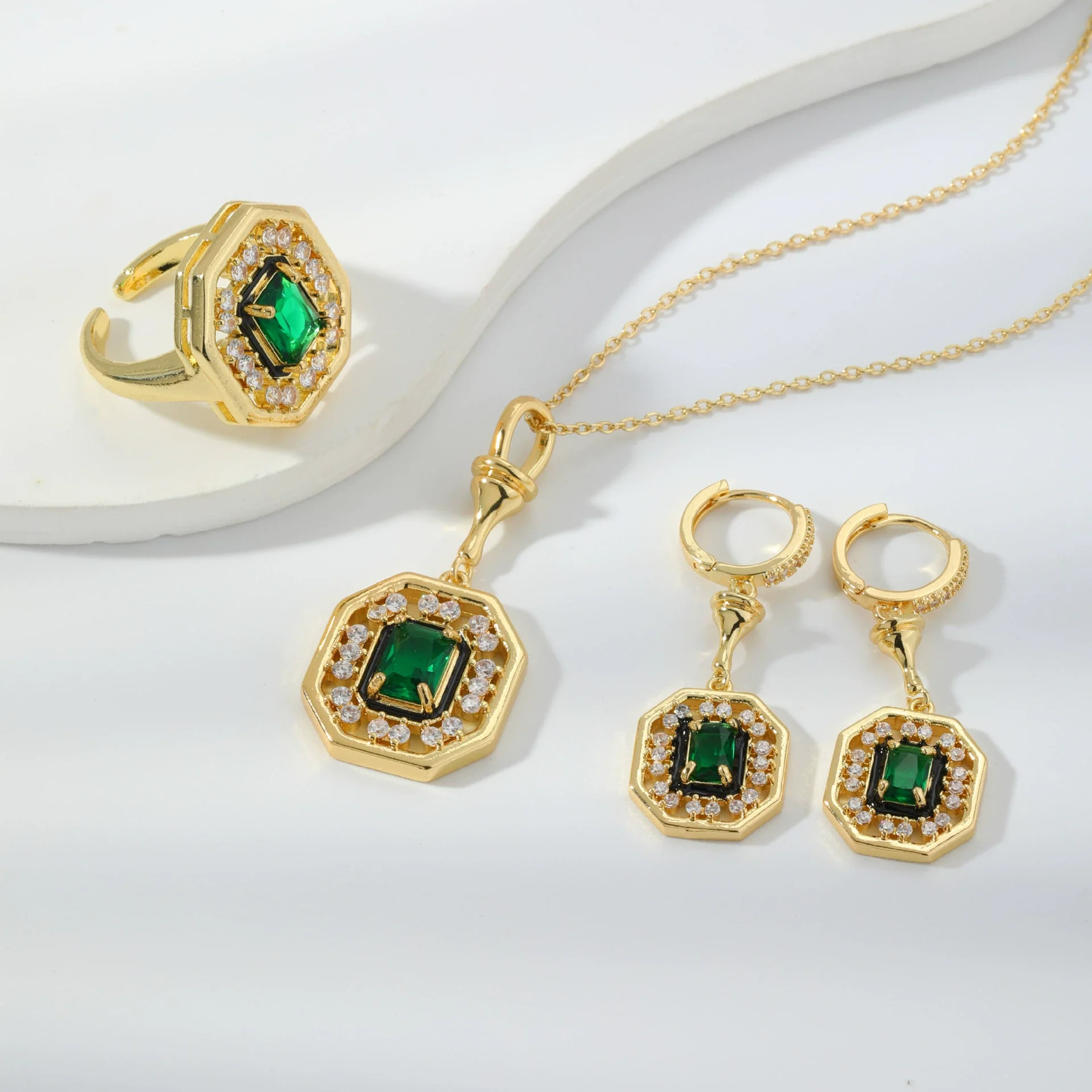 Jewelry Copper Inlaid Zircon Geometric Heart Shape Electroplating Set - Image 2