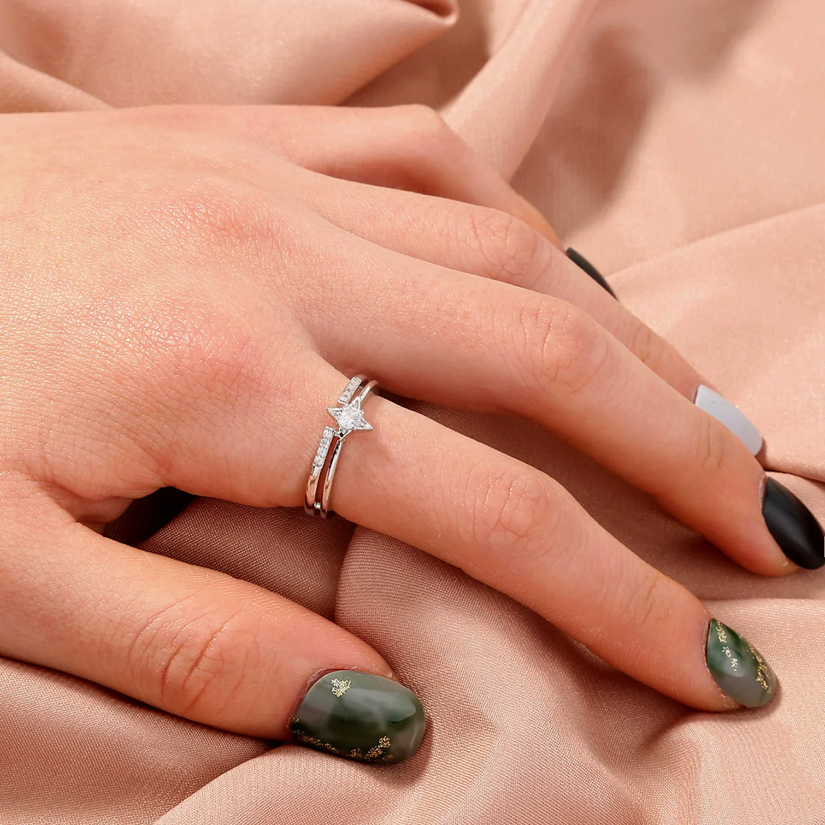 Jewelry Copper Ring With Microinlay White Zircon Geometric Style Electroplating - Image 15