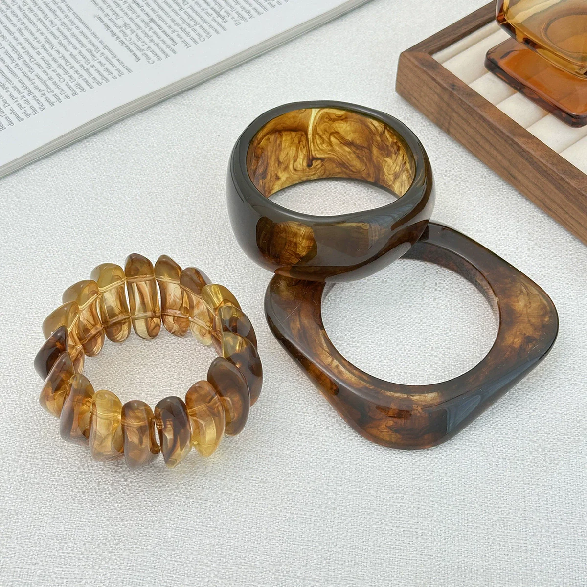 Jewelry Fashionable Retro Resin Asymmetrical Polygonal Elastic Handmade Bracelet - Image 4
